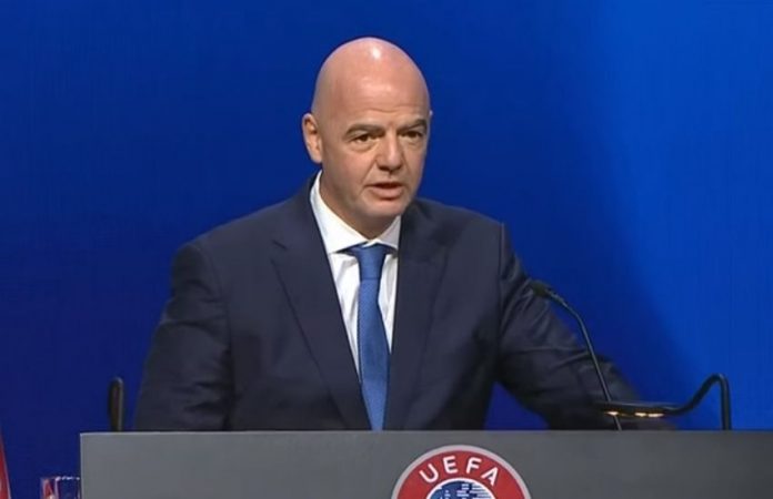 El presidente de la FIFA, Giagi Infantino, apoya totalmente a la UEFA