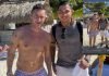 Emilio Izaguirre comparte fotografía con el histórico Francesco Totti que disfrutó de la playa de Roatán