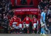 Manchester United se quedó con el derbi al remontarle al City, pero con polémica incluida