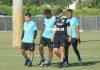 Kevin Álvarez, Michael Chirinos y Yeison Mejía; los tres jugadores que no entrenaron en la Bicolor