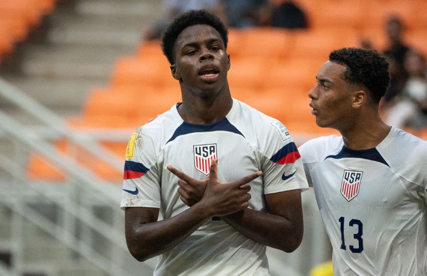 Keyrol, hijo de Maynor Figueroa firma contrato con Liverpool y también juega para Estados Unidos.