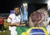 Gabriel Araujo se hace un tatuaje recordando un momento para la eternidad