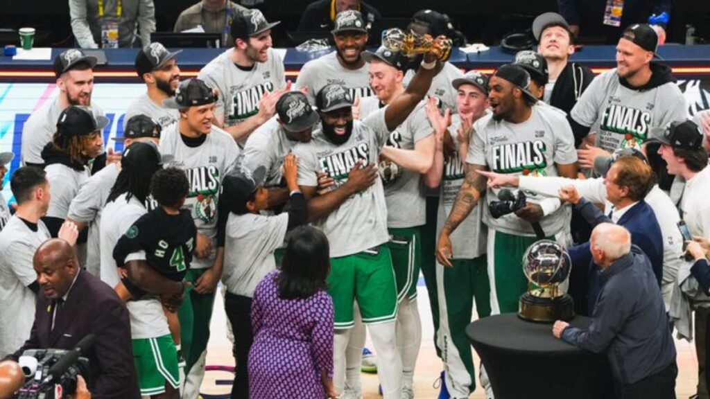 Celtics vence a Pacers y llega a la Final de la NBA.
