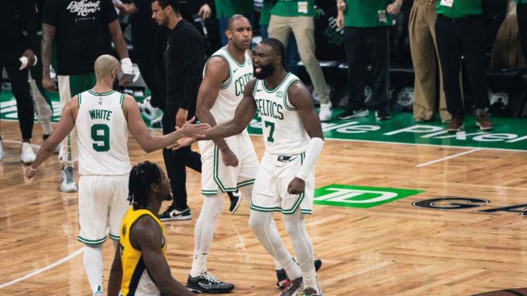 Celtics derrotan a Pacers en el primer partido de la final de la Conferencia del Este de la NBA.