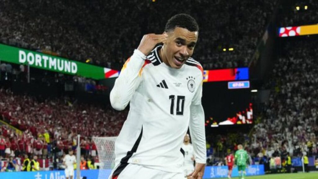 Alemania cumplió y venció a Dinamarca para clasificar a cuartos de final de la Eurocopa
