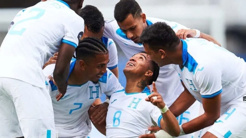 Michaell Chirinos es baja de Honduras para los juegos ante Bermudas y Ecuador