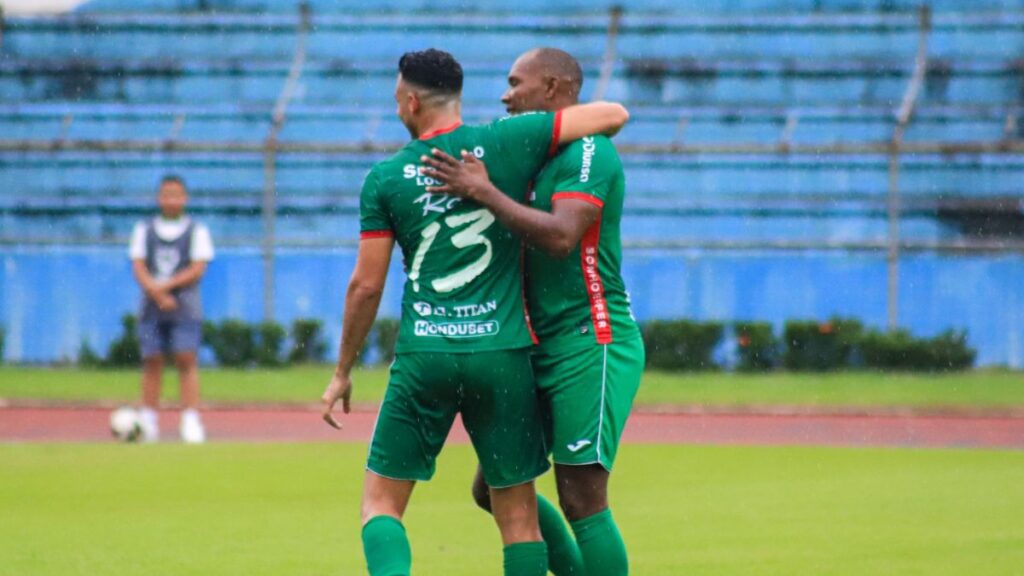 Orinson Amaya lamenta que aceptaran el quinto extranjero: “Se buscan jugadores nacionales y no hay”.