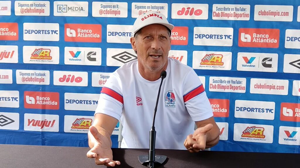 Pedro Troglio sobre la gira de Olimpia por EEUU: “Me gustaría quedarme en el CAR y jugar entre nosotros”.