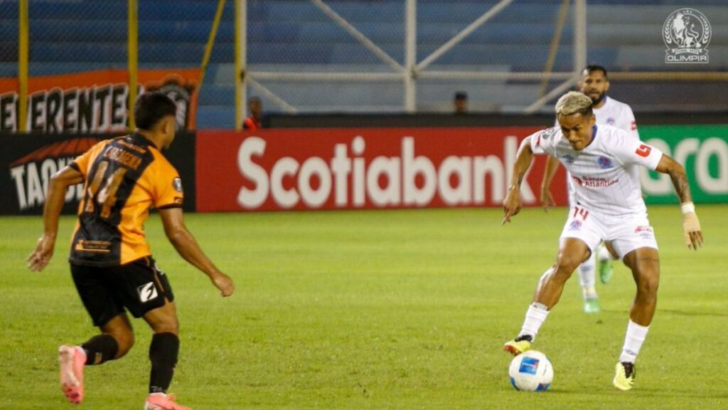 Rafa Villeda contundente: “Sería fracaso quedar eliminados en la Copa Centroamericana”. Olimpia perdió 2-0 ante Águila.