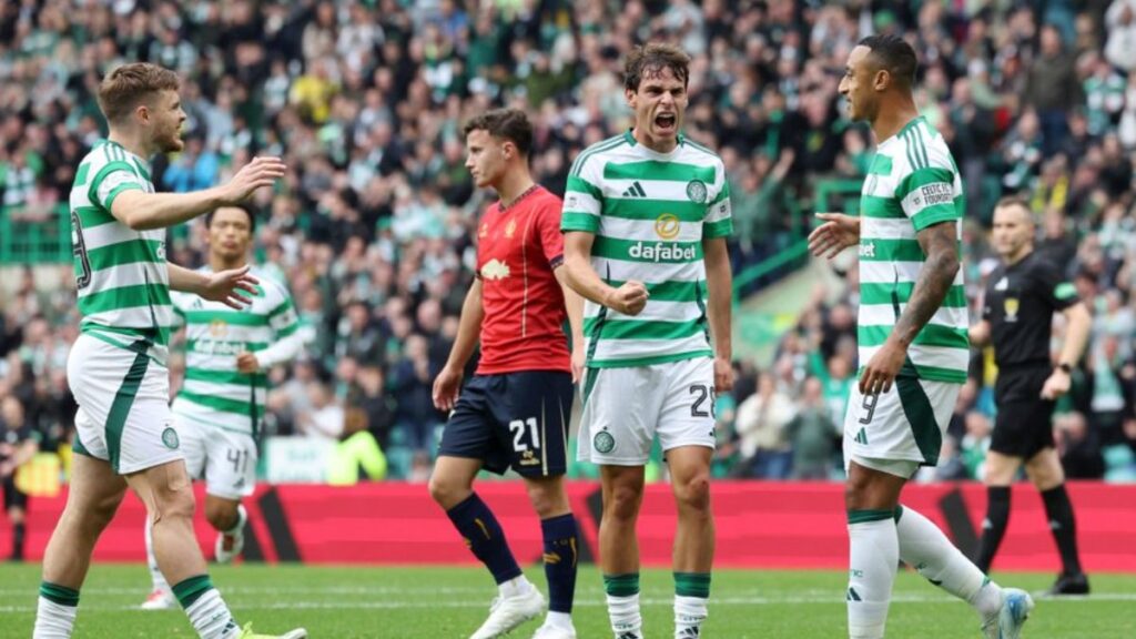 Luis Palma fue titular en triunfo del Celtic ante Falkirk en la Copa de Escocia