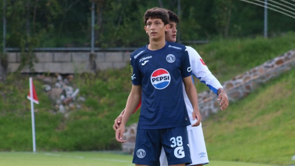 Olimpia derrota a Motagua en el clásico del Torneo de Reservas