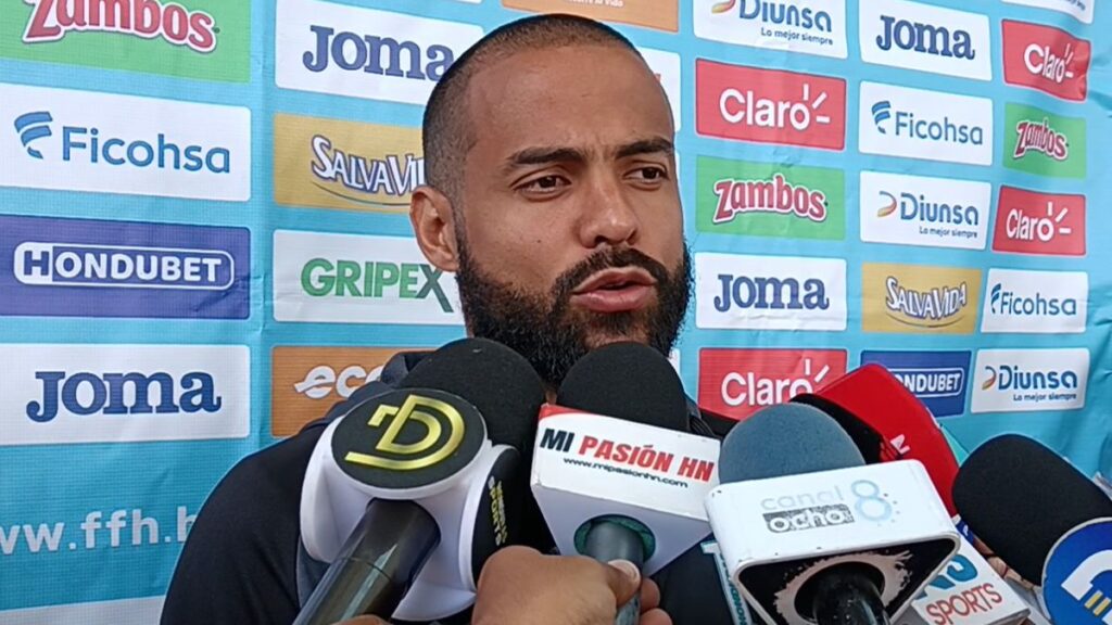 Edrick Menjívar no pone excusas por mala cancha en Guayana: “en Honduras solo hay dos buenas”