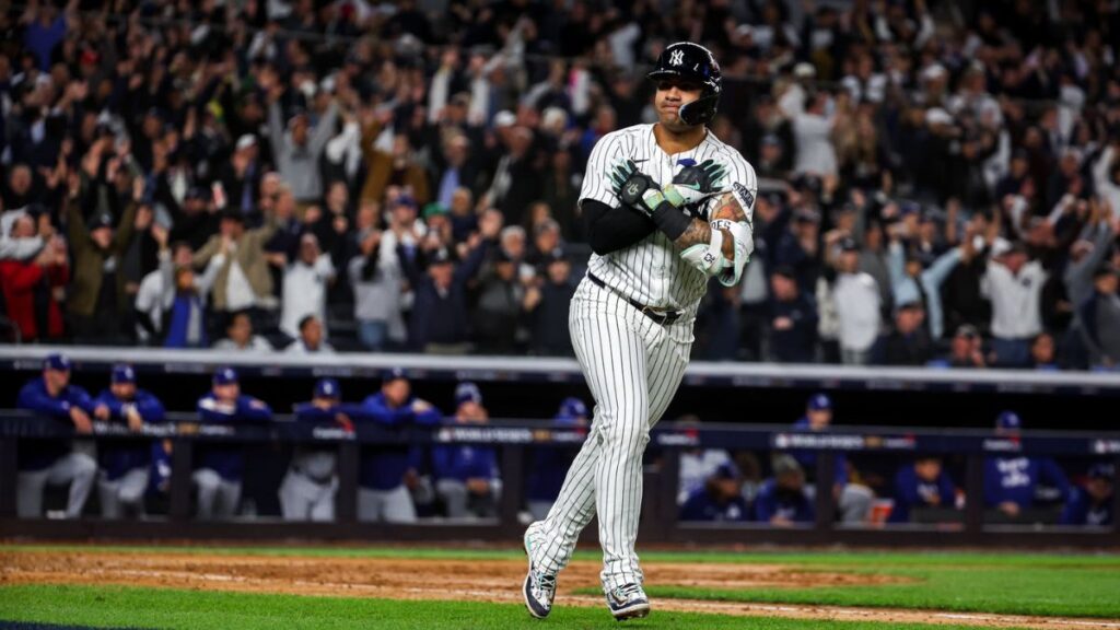 Yankees de New York se resiste a caer y derrota a Dodgers en el cuarto partido de la Serie Mundial