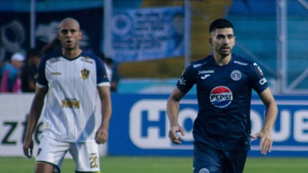 Diego Vázquez tras empate con Olancho FC: “No podemos dar tanta ventaja de jugar con uno menos”