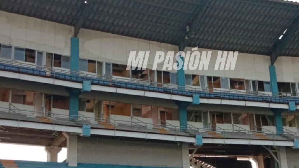 Estadio Olímpico en el abandono; inéditas fotografías del histórico escenario deportivo de San Pedro Sula