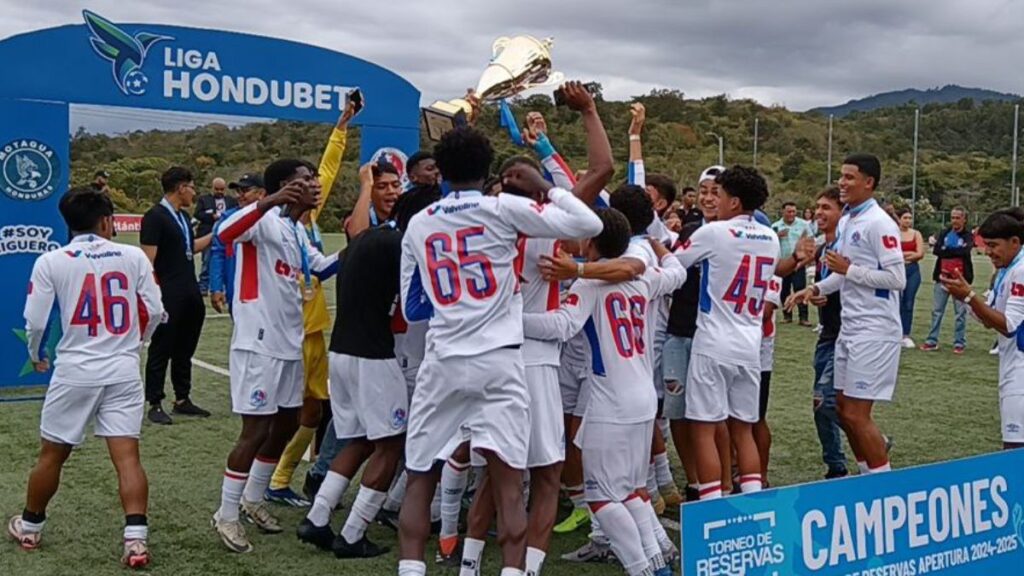 Olimpia se corona campeón del torneo de Reservas