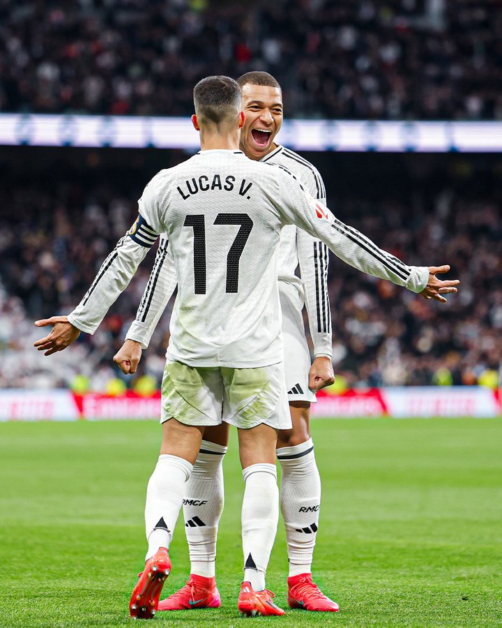Real Madrid golea a La Palmas y es líder de la Liga de España