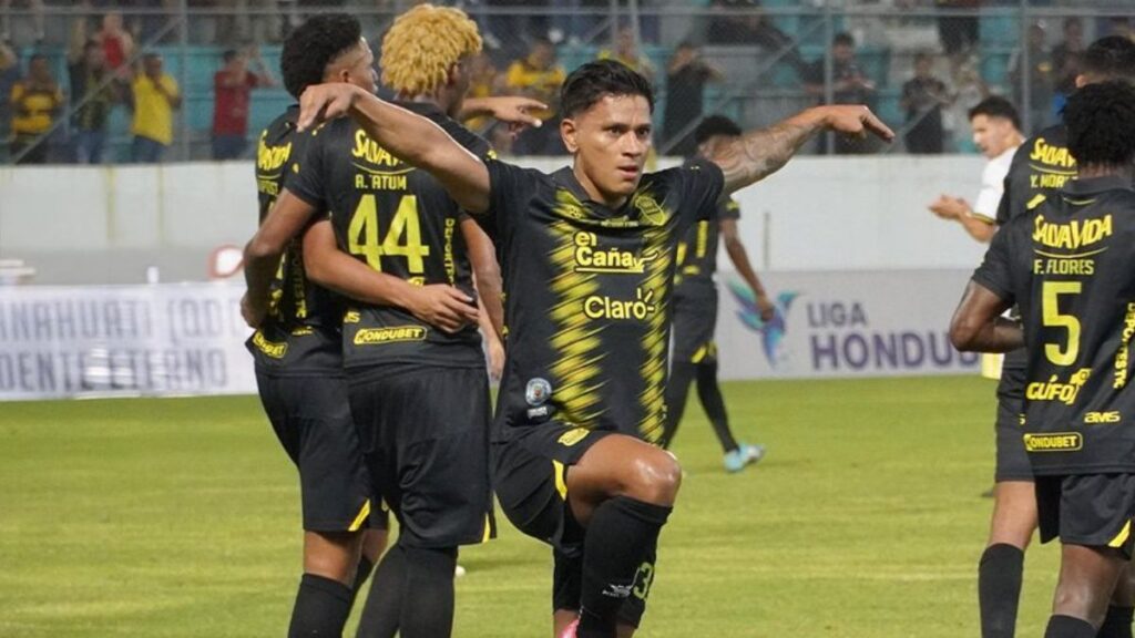 Real España tropezó en su debut y empató con Génesis FC en San Pedro Sula