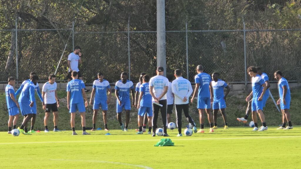 Eddie Hernández se ilusiona con sudar la camisa de la H: “Todos queremos es una clasificación al Mundial”