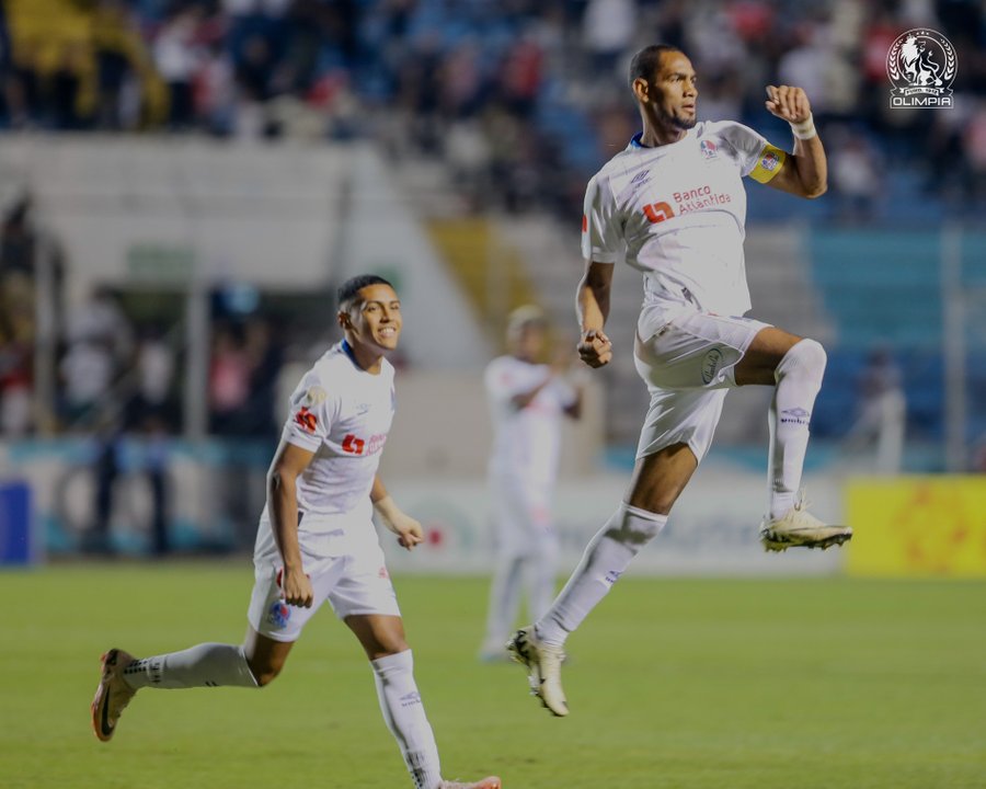 Jerry Bengtson iguala récord de Wilmer Velásquez: “Doy gracias a Dios por lograr la cifra de Matador”