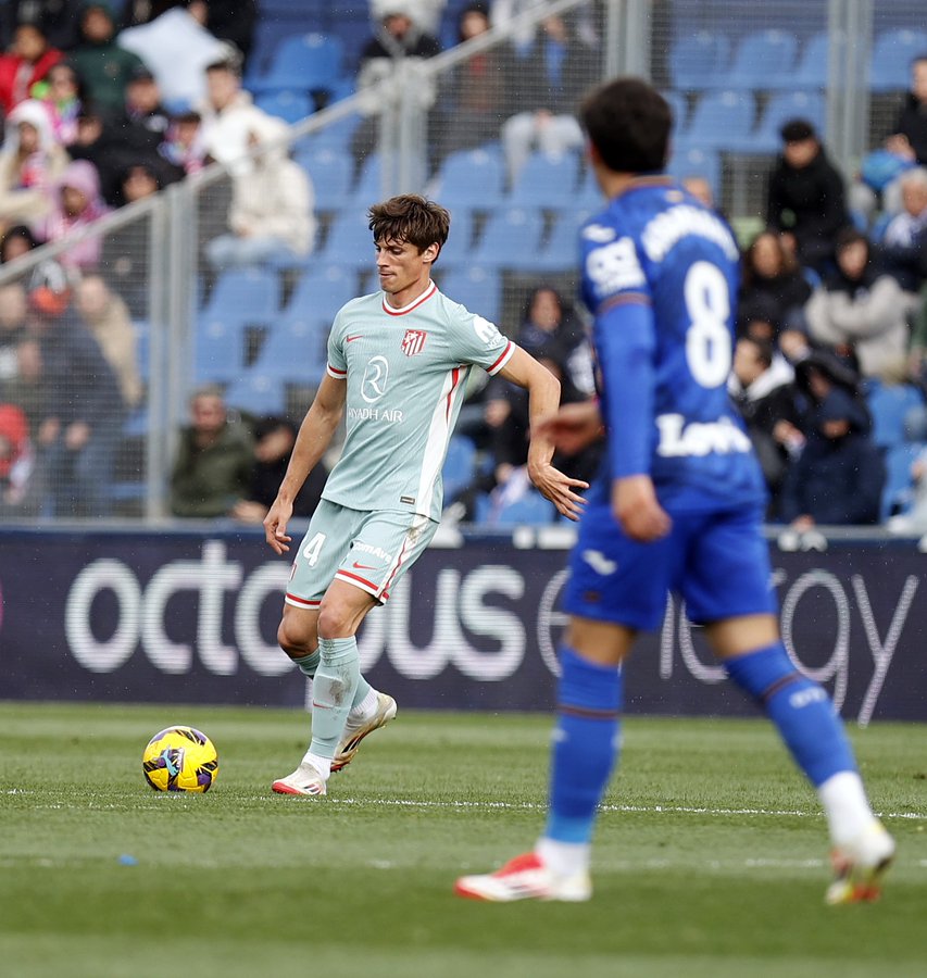 Getafe remonta al Atlético de Madrid que cede terreno en su lucha por el liderato