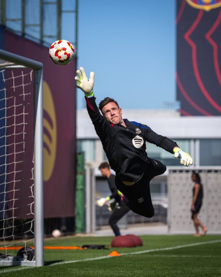 Ter Stegen vuelve a entrenar con Barcelona
