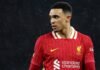 Alexander-Arnold deja oficialmente al Liverpool
