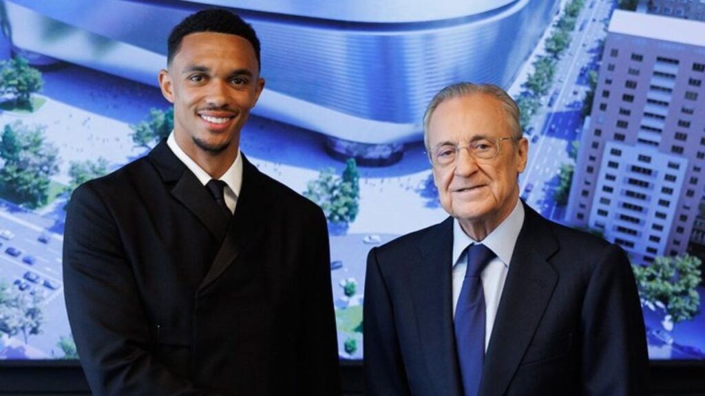 Alexander-Arnold firma contrato con Real Madrid