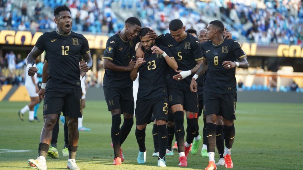 Reinaldo Rueda tras clasificar a cuartos de Copa Oro: “Ese golpe que sufrimos en la primera jornada nos hizo reaccionar”