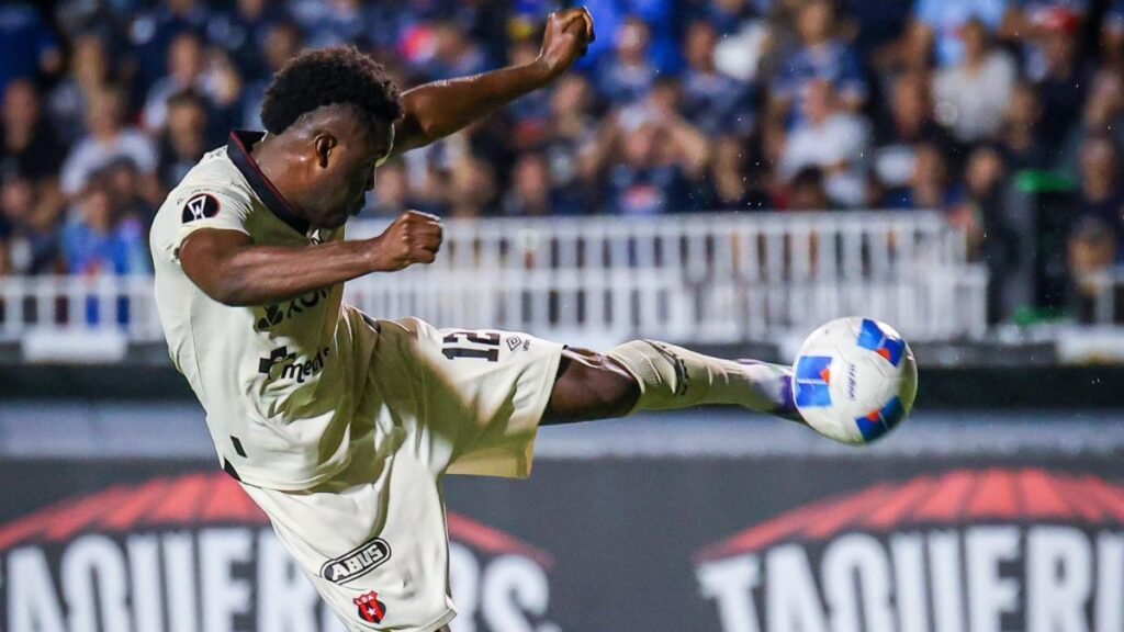 Motagua y Alajuelense están empatando 1-1 en la vuelta de cuartos de Copa Centroamericana
