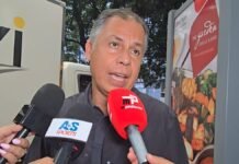 José Ernesto Mejía manda recado a Hernán Medford: “Con respeto, no le llega a los talones a Rueda”