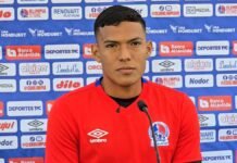 Onán Rodríguez no teme a competir por un puesto con Menjívar: “Voy a demostrar porque estoy en Olimpia”