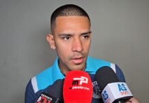 Alejandro Reyes cuestiona estado de la cancha del estadio Nacional: “Estaba malísima, seca”