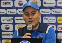 Javier López aclara que nunca renunció de Motagua: “El que quiera montar películas está en su derecho”