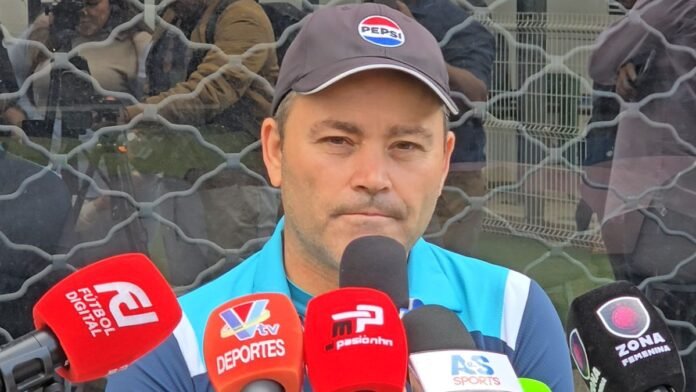 JavierLopezPrevioJuti_MiPasionhn