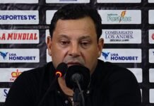 Jeaustin Campos responde a Salomón Nazar: “¿Usted cree en los políticos?”