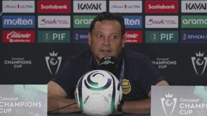 JeaustinCamposPostLosAngeles_MiPasionhn