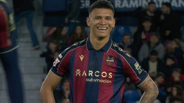 LevanteValenciaArriagaExpulsado_MiPasionhn