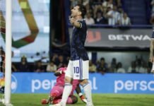 Argentina golea a Zambia en el posible último partido de Lionel Messi en su tierra