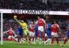 Arsenal se queda con el clásico ante Chelsea y se mantiene en la cima de la Premier League