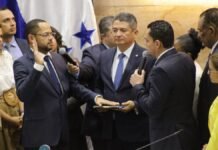 Congreso elige a Pablo Emilio Reyes como nuevo fiscal general tras destituir a Zelaya