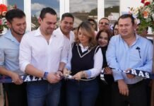 Presidente del Congreso Nacional asiste a inauguración de Clínica de Diálisis en Danlí