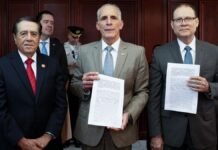 Gobierno de Honduras pone en marcha fideicomiso para medicamentos a más de 16 mil cirugías pendientes