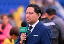 Reconocido periodista mexicano vive momentos de tensión y es arrestado en Sudáfrica