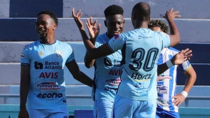 VictoriaGénesisPN_MiPasionhn