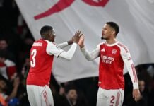 Arsenal empata con Sporting Lisboa y clasifica a semifinales de la Champions League