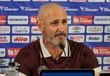 Eduardo Espinel y su postura clara sobre los jugadores de baja estatura: “El mejor del mundo cuanto mide”