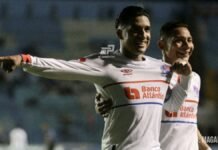 Olimpia vence al Victoria de la mano de Michaell Chirinos