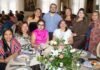 Casa Presidencial agasaja a madres periodistas con emotivo desayuno en su día