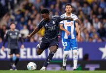 Real Madrid vence al Espanyol y frena el festejo del Barcelona